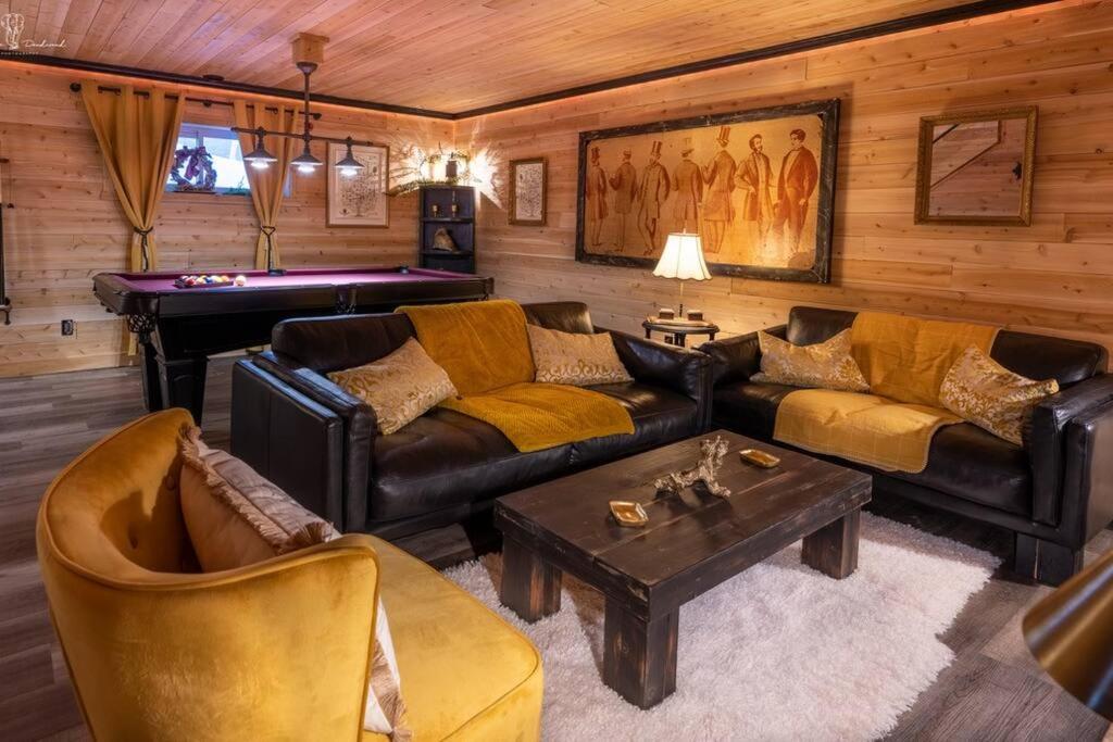Posezení v ubytování Chalet Mikua, 6 p. spa, billard, Forêt & Nature