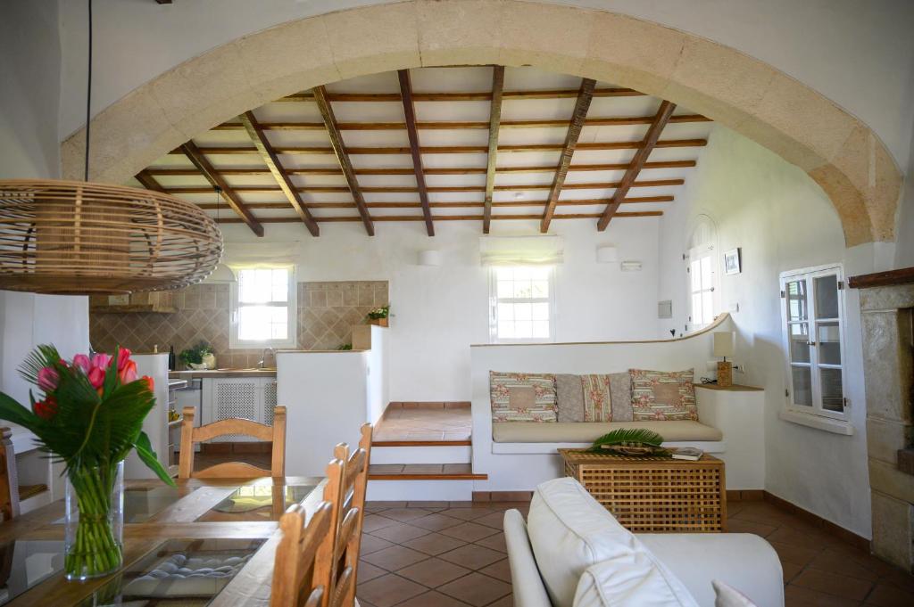 Kuchyň nebo kuchyňský kout v ubytování Llucmaçanes Gran Agroturismo