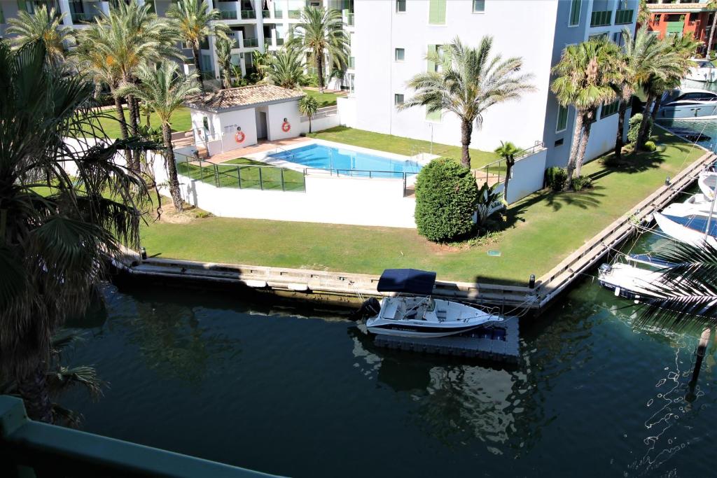 Bazén v ubytovaní New view Sotogrande Marina - Jungla del Loro alebo v jeho blízkosti