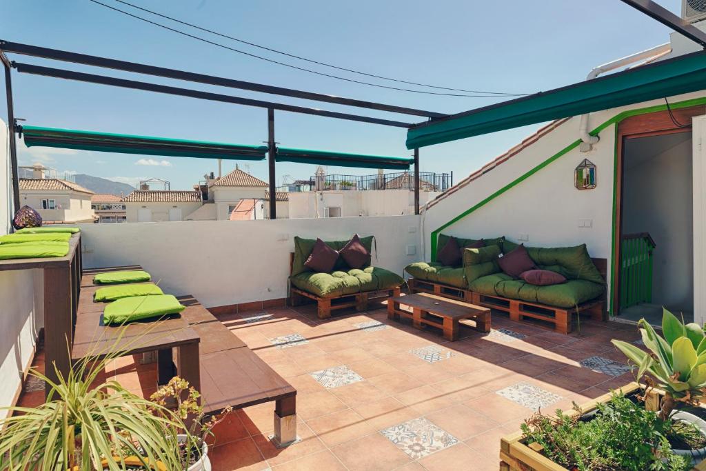 Balkón nebo terasa v ubytování Charming Nerja Hostel