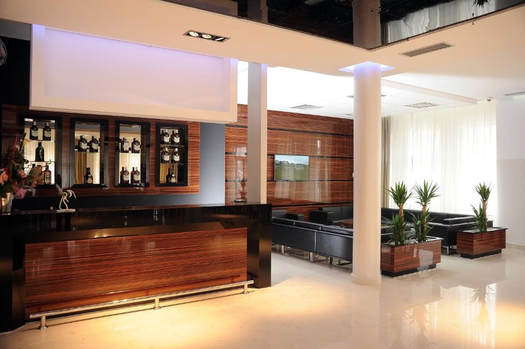 Garni Uni Elita Lux Hotel - Resim 27