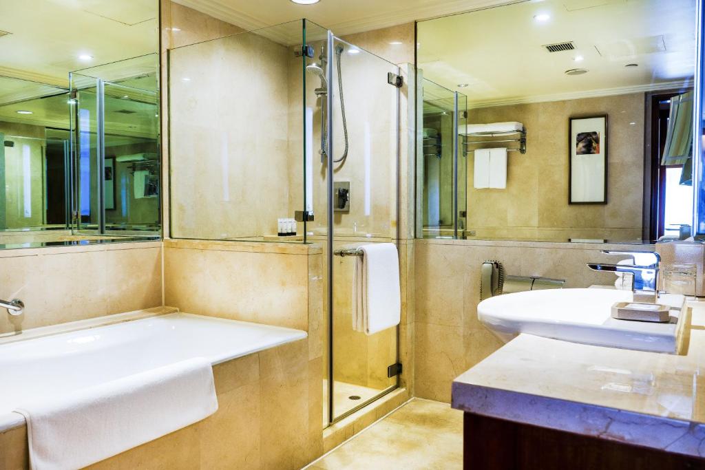Grand Hyatt Beijing - 1 King Premium Apartment
