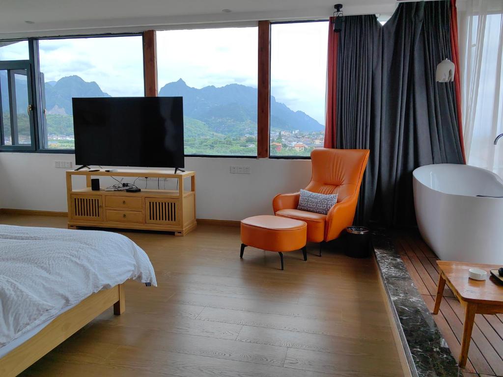 张家界天门山伴田居民宿 - Habitación Doble Con Baño De Spa