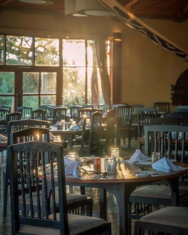 Restaurace v ubytování Amboseli Sopa Lodge