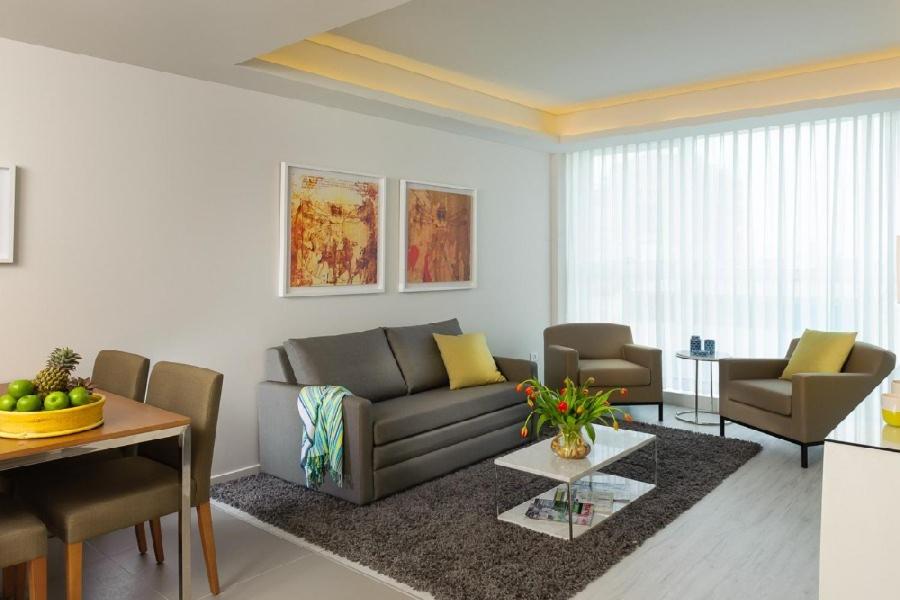 Posezení v ubytování Leonardo Plaza Netanya Hotel