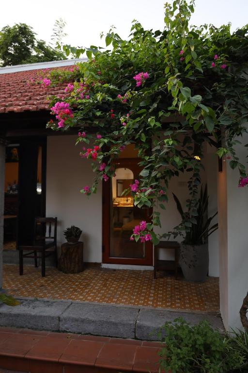 Tam Coc Thoms House - 1