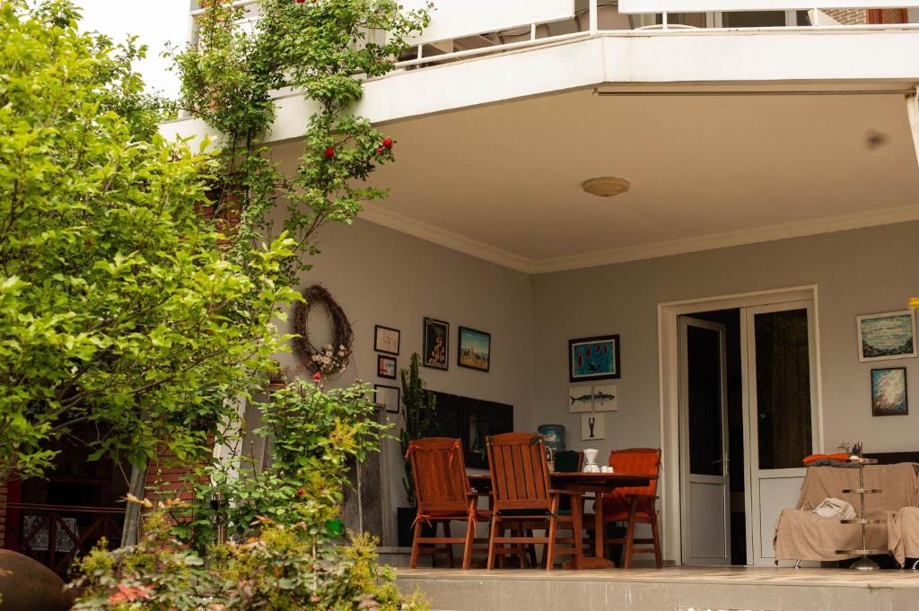 Posezení v ubytování Neli & Zaal Guest House