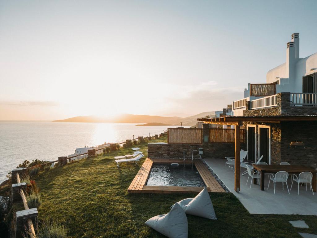 Etesian Villas, Batsi (updated prices 2024)