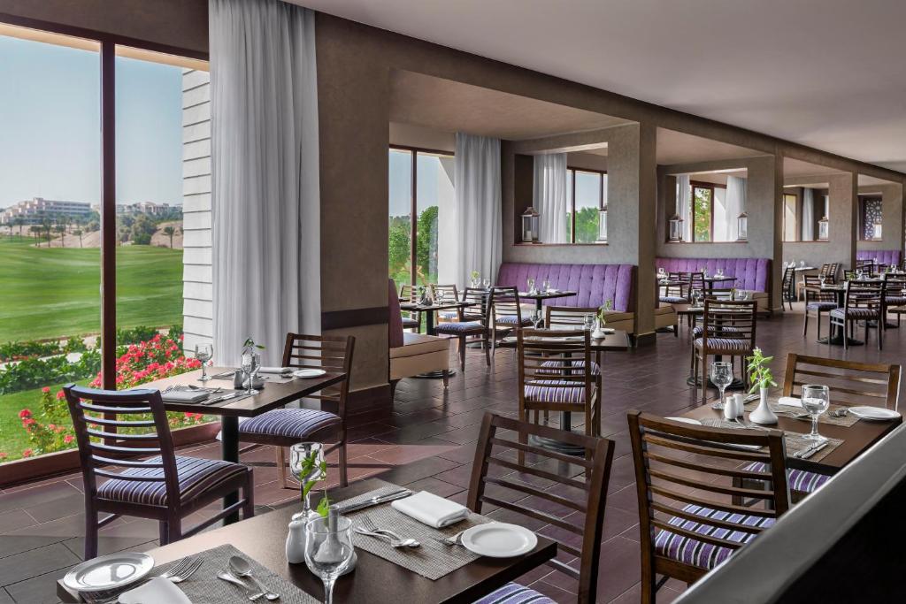 Restaurace v ubytování JAZ Neo Saraya Palms