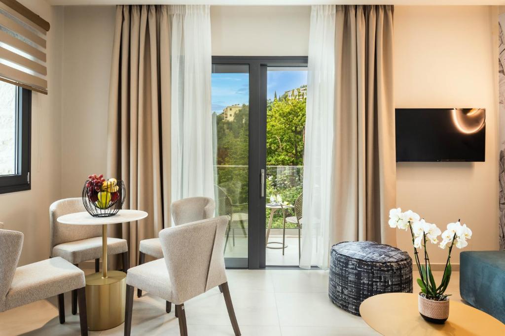 Posezení v ubytování Hara Suites