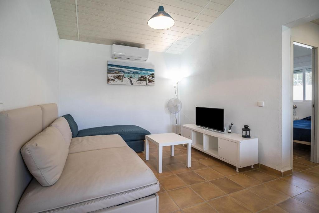 TV a/nebo společenská místnost v ubytování La Casita Azul - Mayores de 25