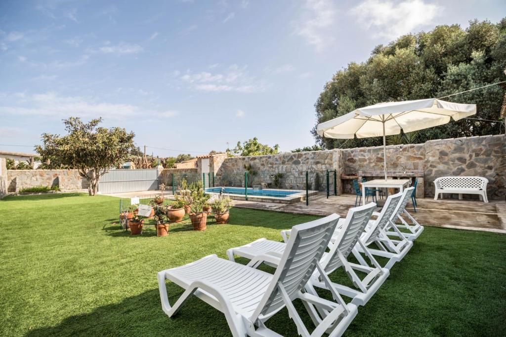 Bazén v ubytování La Casita Azul - Mayores de 25 nebo v jeho okolí