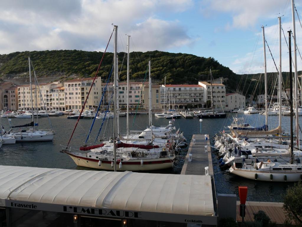 Gallery image of AUGUSTA in Bonifacio