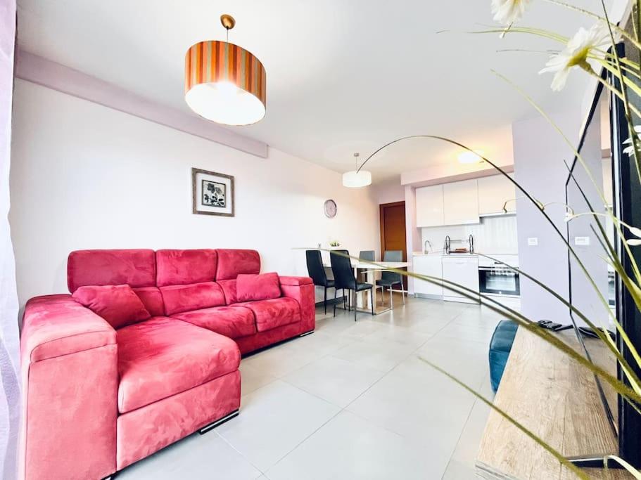 Posedenie v ubytovaní Sea View 2-bedrooms Apartment