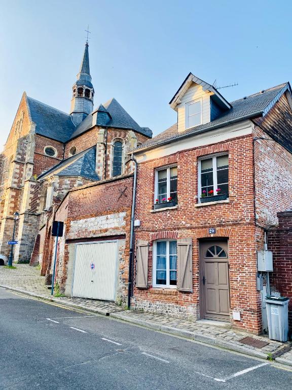 Budova, v ktorej sa dovolenkový dom nachádza