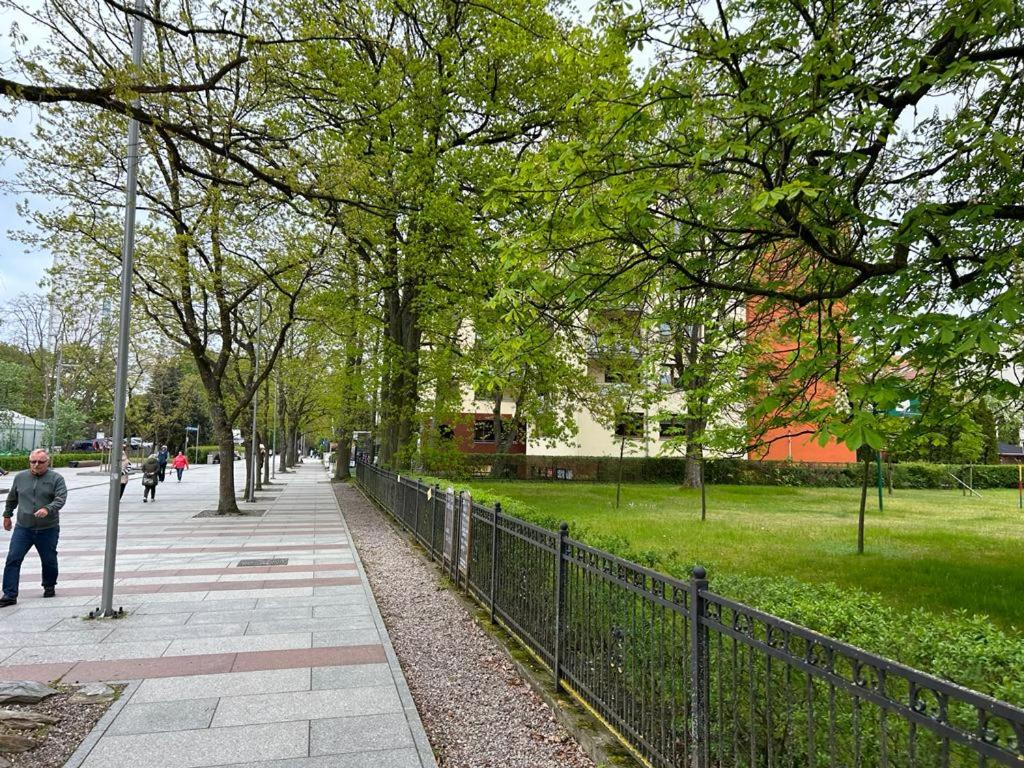 Apartamenty Sikorskiego 200 m od plaży - 13