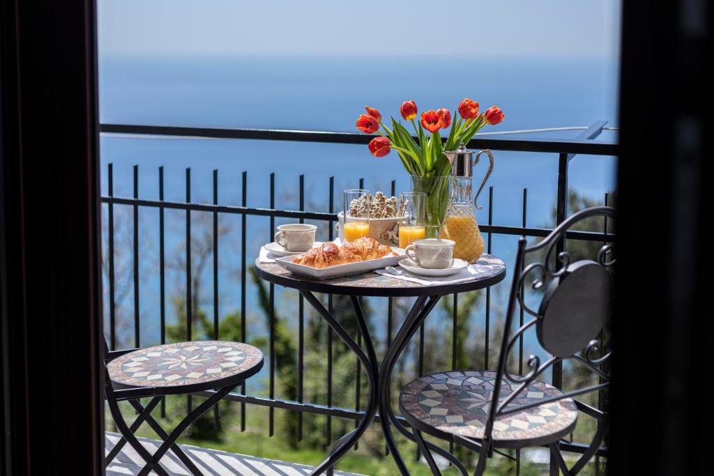 Balkón nebo terasa v ubytování Agriturismo Punta San Lazzaro