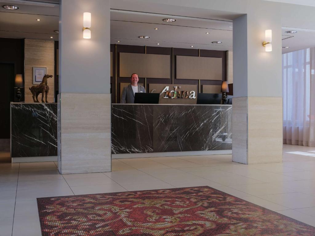 Adina Apartment Hotel Berlin Checkpoint Charlie - Resim 14