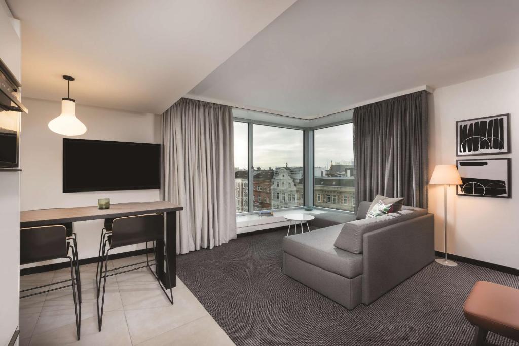 
One-Bedroom Apartment
