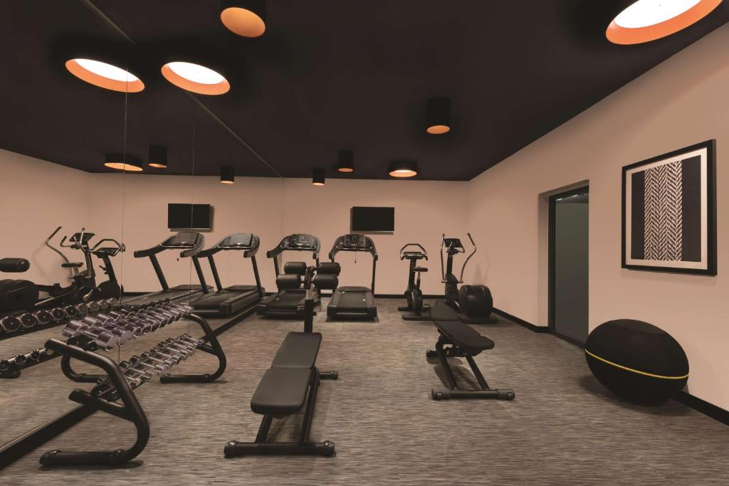 Fitness centrum a/nebo fitness zařízení v ubytování Adina Apartment Hotel Nuremberg