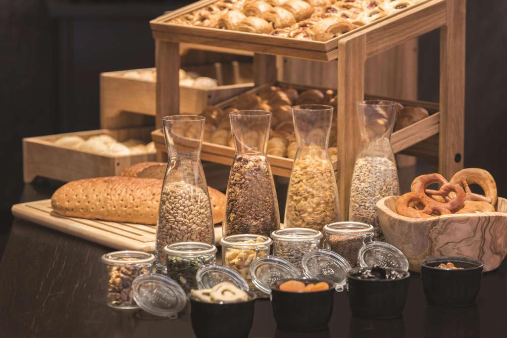 Adina Apartment Hotel Nuremberg - Resim 25