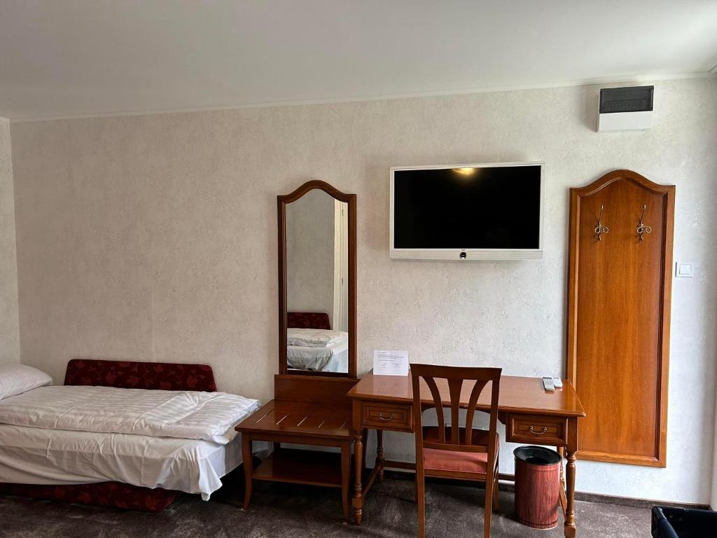 A SZELLŐ - Family Room