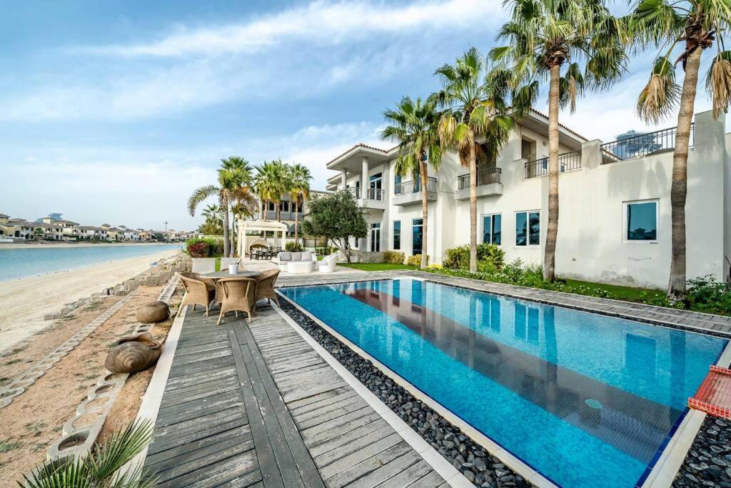 NEW! Ultimate Luxury sea front villa private pool