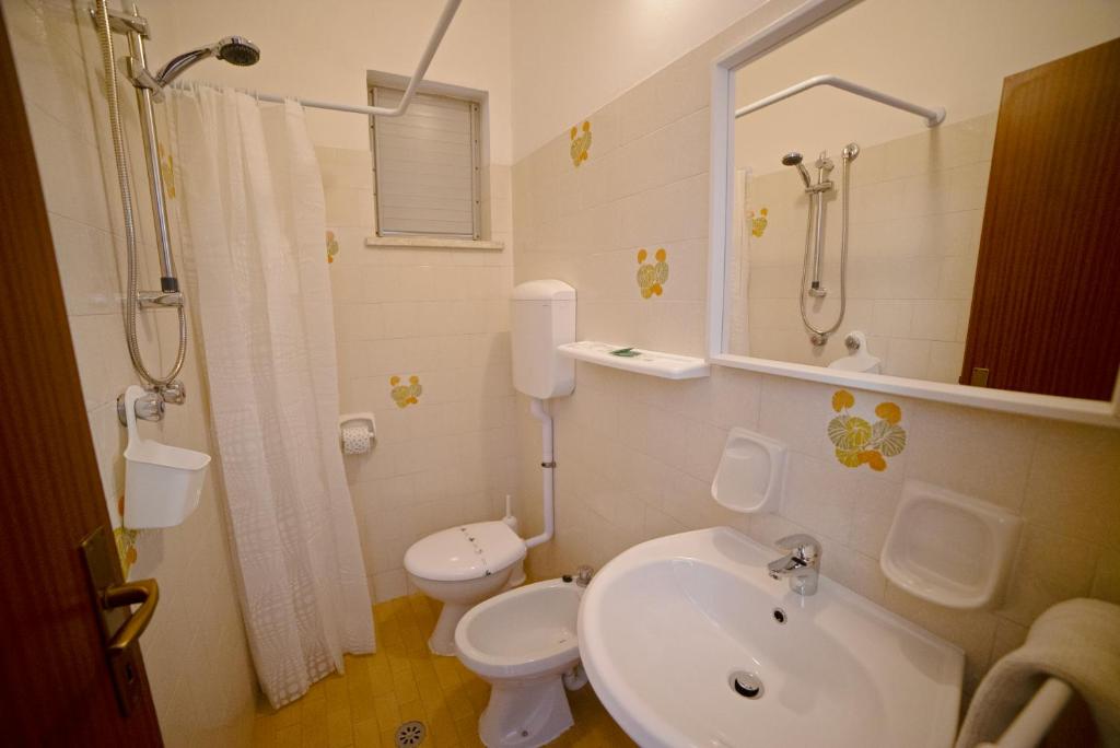 Koupelna v ubytování Hotel Ischia