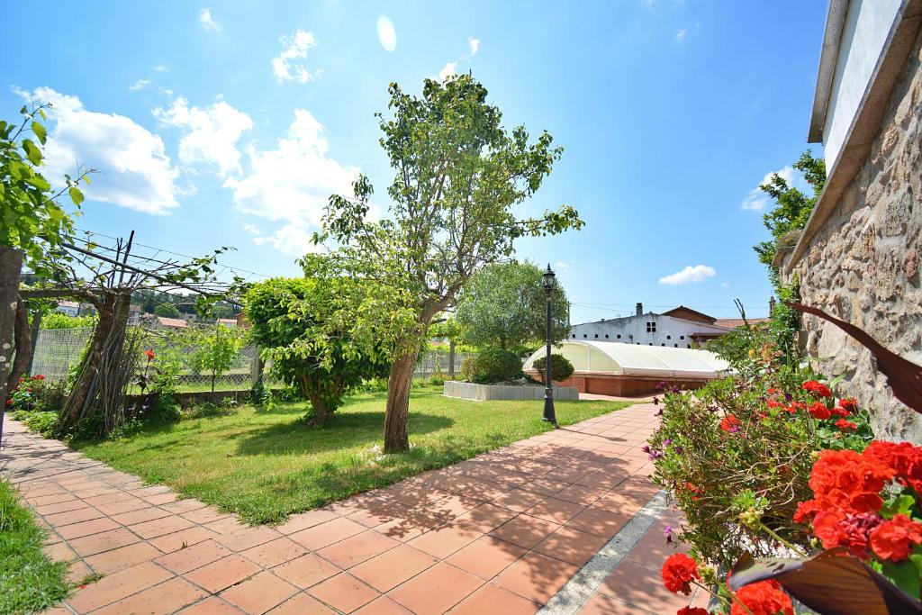 Ogród w obiekcie GALIHOST - Villa García
