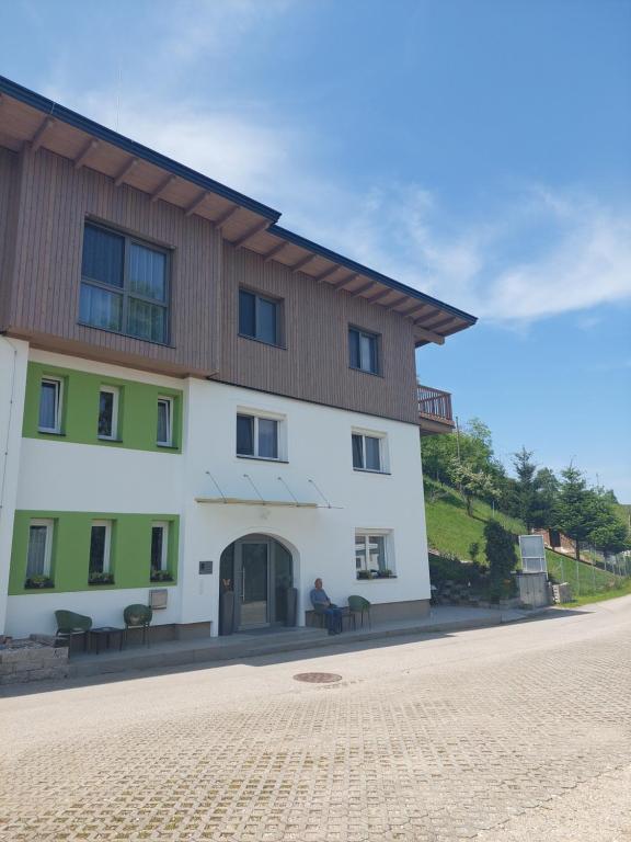 The building in which a panziókat is located