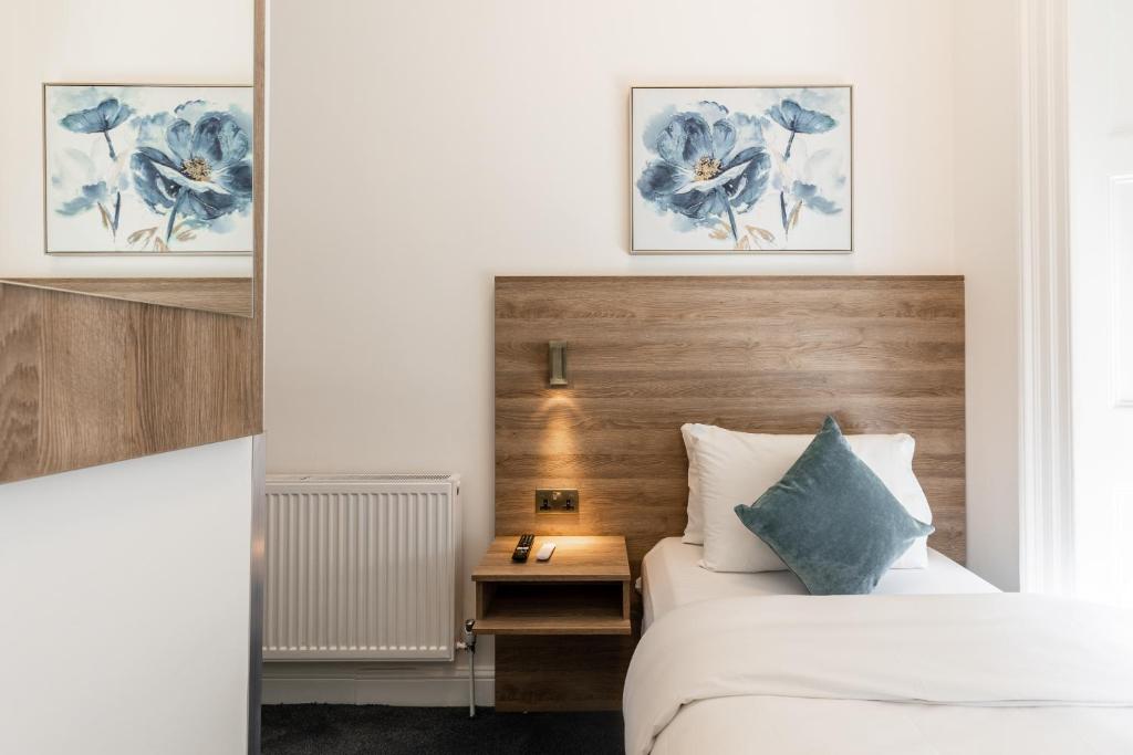 The Chapter Hotels - Griffin House - Resim 42