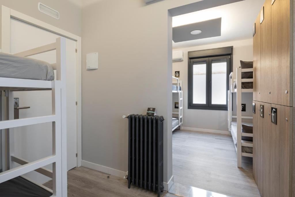 Albergue Alda Pilgrim Ponferrada - Bed In Gemengde Slaapzaal Met 8 Bedden