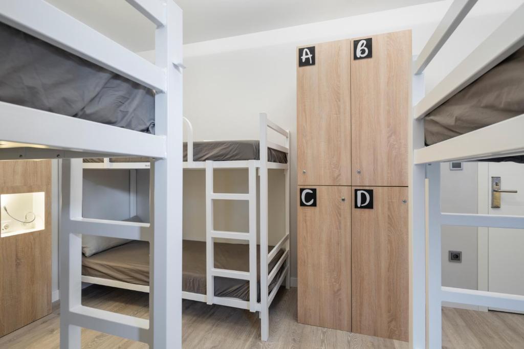 Albergue Alda Pilgrim Ponferrada - Bed In Gemengde Slaapzaal Met 6 Bedden