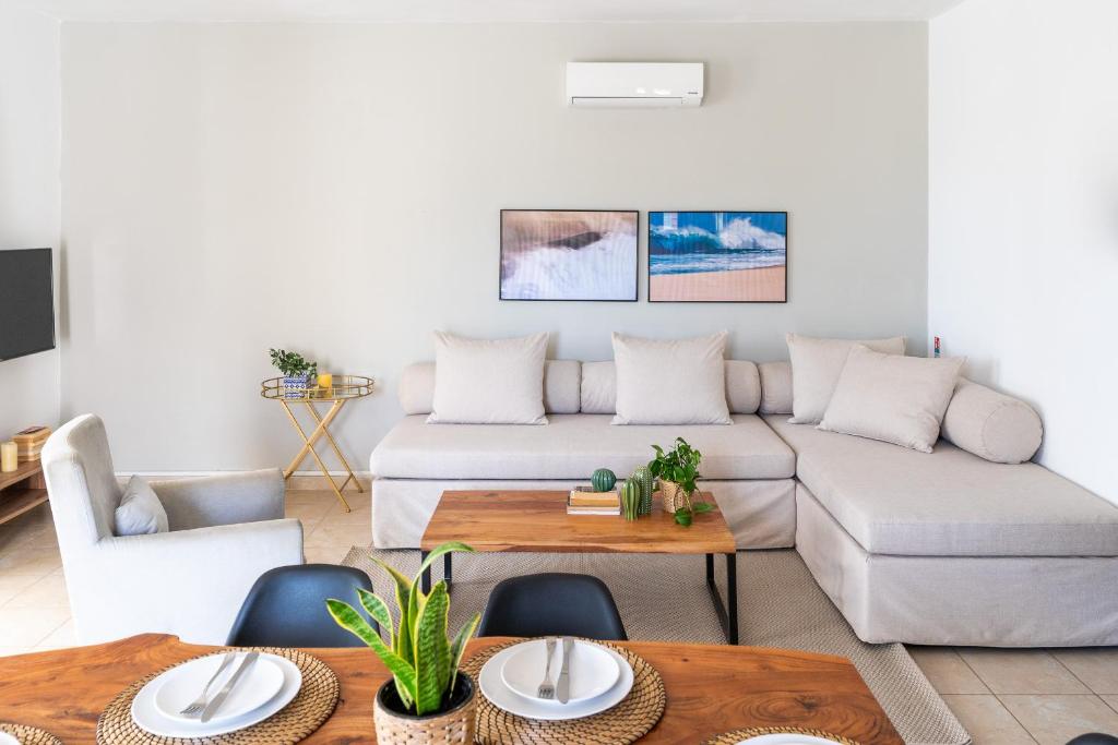 Gallery image of Syra Bay in Megas Yialos-Nites