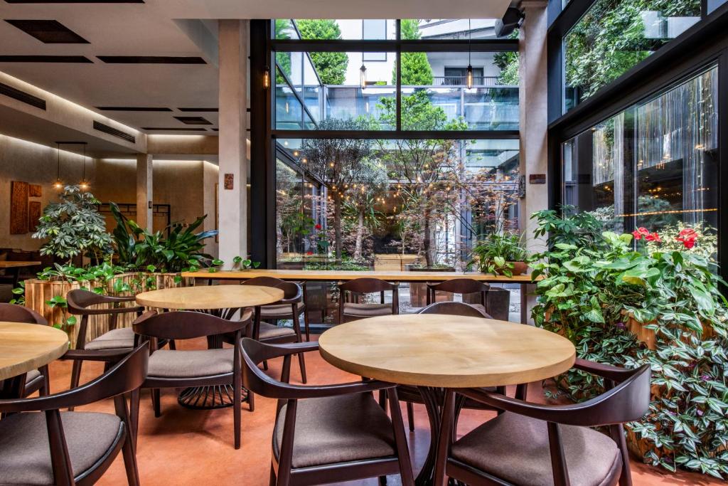 Restaurace v ubytování IOTA Hotel Tbilisi