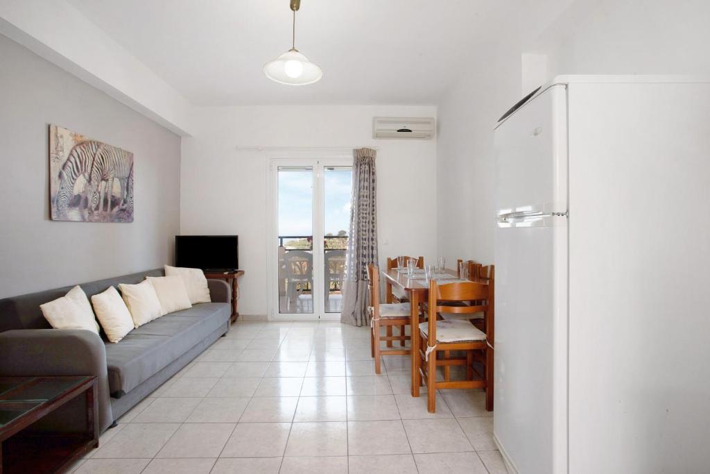 Posedenie v ubytovaní Yiannis Superior Apartment 8