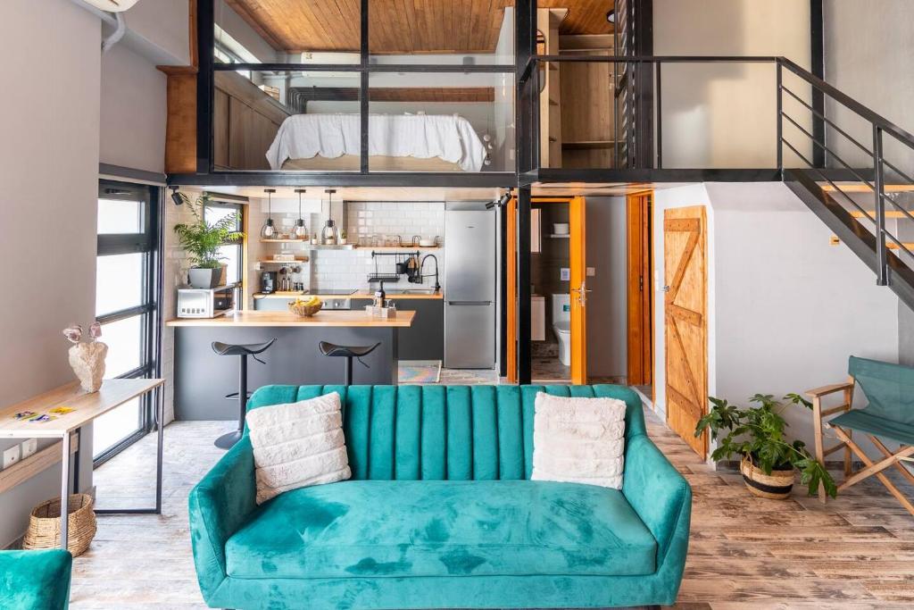 Fully renovated stylish loft, Αθήνα – Ενημερωμένες τιμές για το 2023