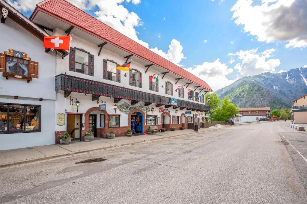 Nespecifikovaný výhled na hory nebo výhled na hory při pohledu z hotelu