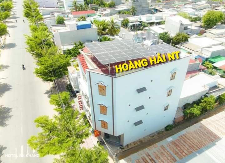 an overhead view of a building with a sign on it at Khách sạn Hoàng Hải in Phan Rang–Tháp Chàm
