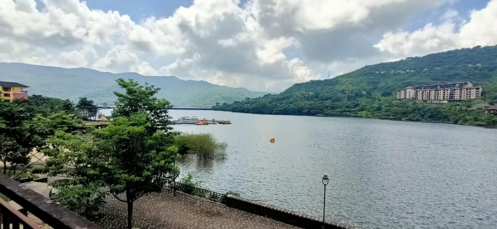 Gallery image of lake view Studio House' in Lavasa
