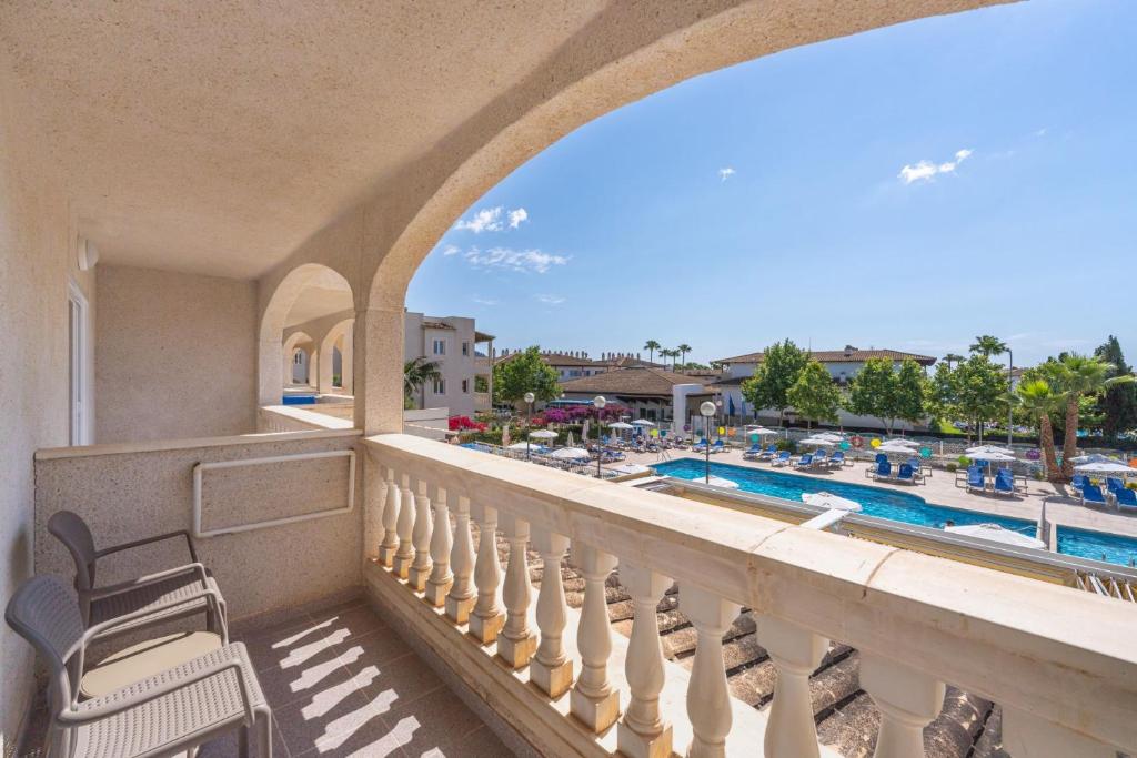 Aparthotel Ferrer Lime Isabel - Младший люкс с видом на бассейн