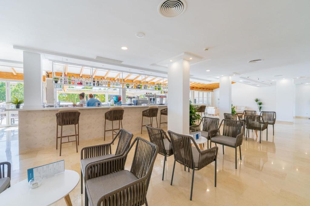 Aparthotel Ferrer Lime Isabel, Cala Bona – Updated 2023 Prices