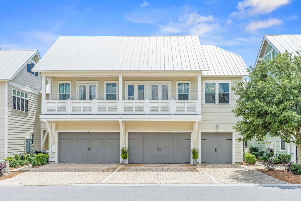 Prominece 30A Hub-A-Hubba! - Two-Bedroom Apartment