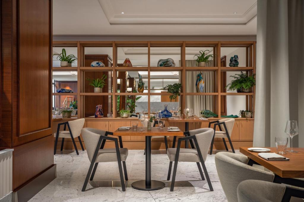 Almanac X Alcron Prague - Resim 2