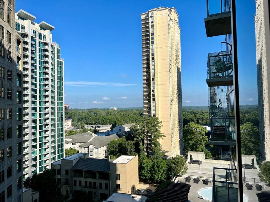 Lenox Mall High Rise - City View & Unique Decor, Atlanta – Updated