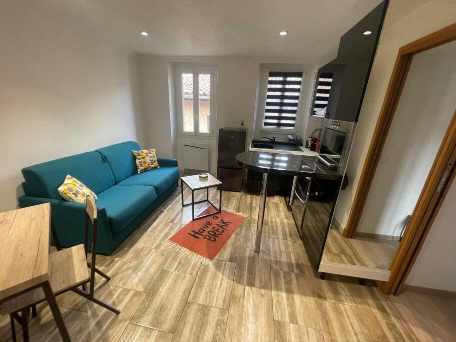 Apartment Saint Vallier de Thiey,« Le Pigeonnier » 2 pièces, SaintVallierdeThiey, France