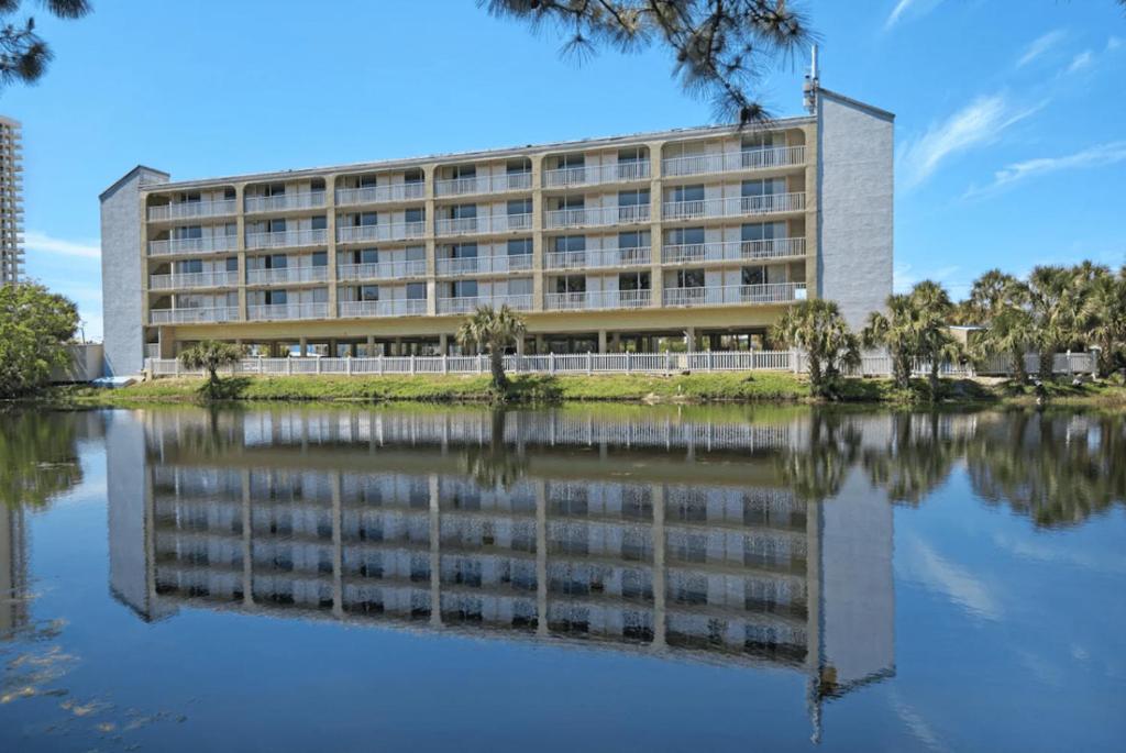 Gallery image of Baymont by Wyndham Panama City Beach in Panama City Beach