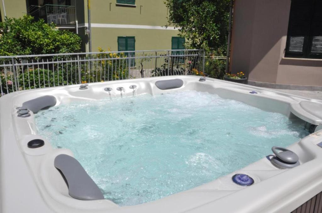 Φωτογραφία από το άλμπουμ του Residence Paradiso Bilocale 304 σε Moneglia