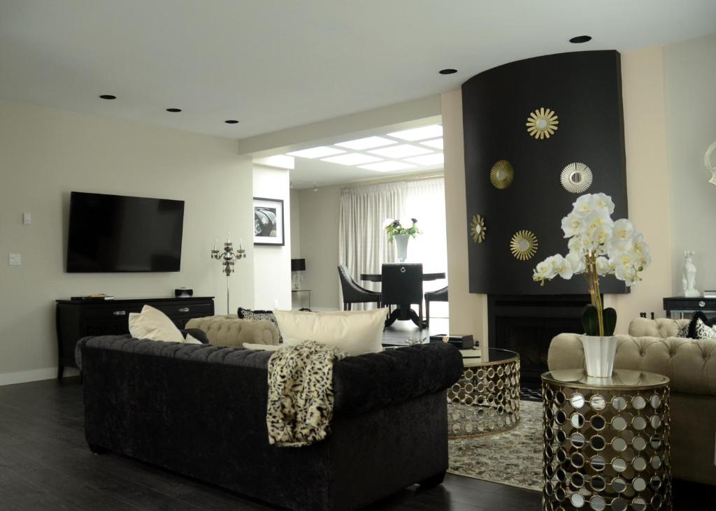 Rosellen Suites at Stanley Park - Resim 18