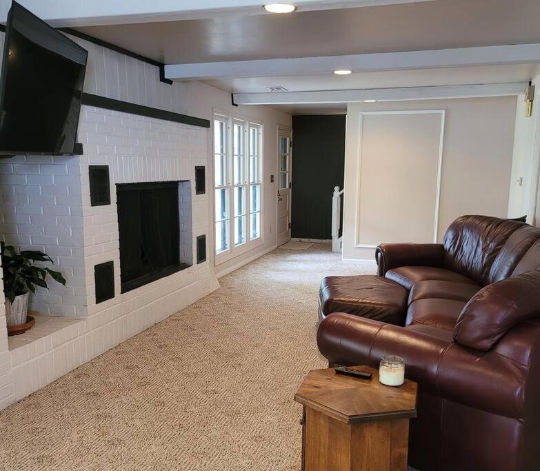 Carriage House, Kearney (updated prices 2024)